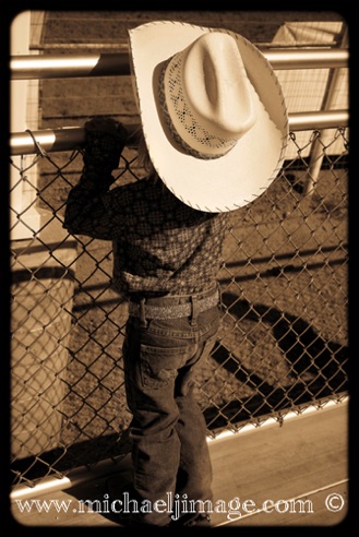 little cowboy - big hat 1